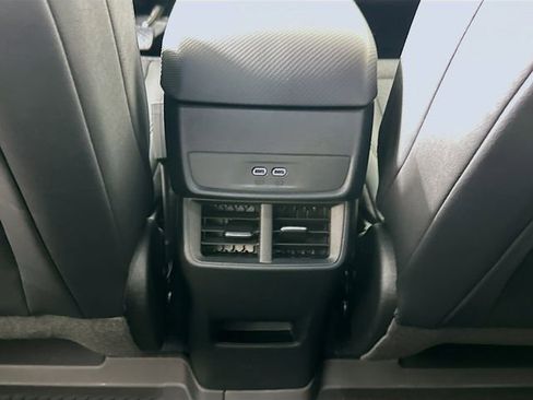 New 2026 Chevrolet Equinox LT w/ Convenience Package II image 25