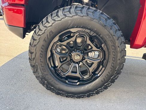 New 2026 GMC Sierra 1500 AT4 w/ AT4 Premium Package AWD/4WD image 35
