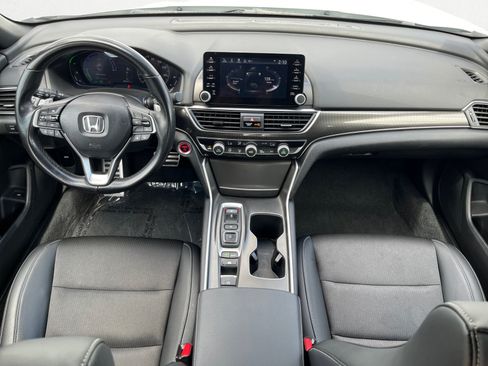 Used 2022 Honda Accord Sport image 11