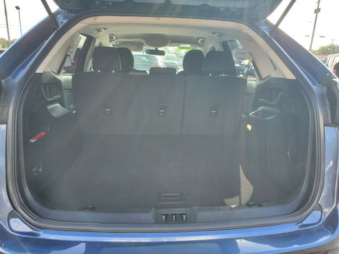 Used 2018 Ford Edge SEL FWD image 28