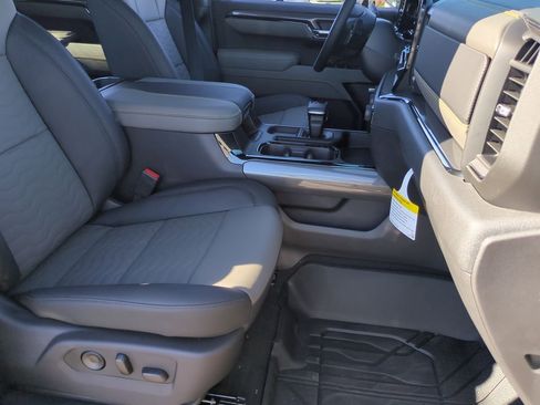 New 2026 Chevrolet Silverado 1500 ZR2 w/ LPO, Dark Essentials Package AWD/4WD image 29