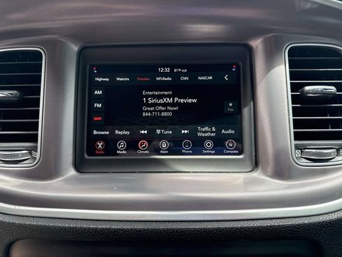 Used 2022 Dodge Charger SXT RWD image 24