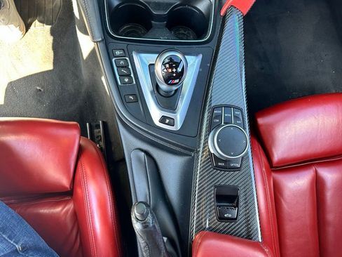 Used 2020 BMW M4 Convertible RWD image 25