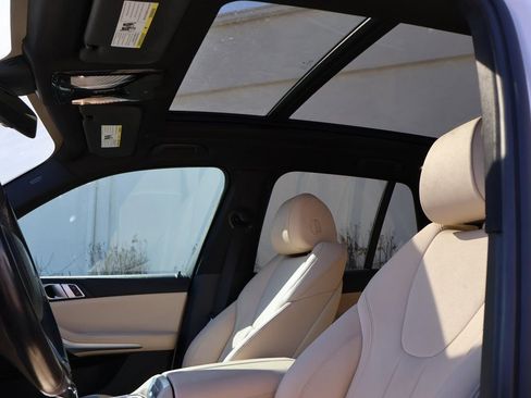 Used 2021 BMW X5 sDrive40i image 52