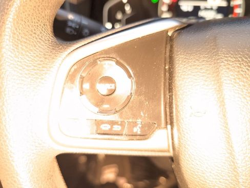 Used 2017 Honda CR-V LX image 12