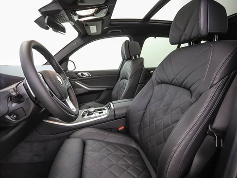 New 2026 BMW X5 xDrive40i w/ Climate Comfort Package AWD/4WD image 11
