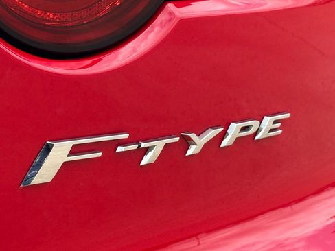 Used 2020 Jaguar F-TYPE Checkered Flag image 10