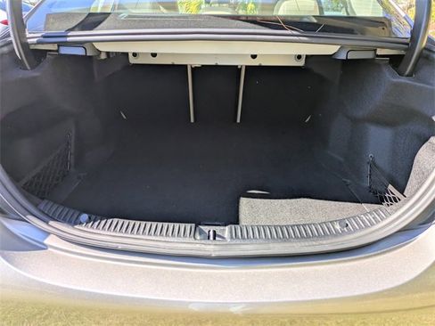 Used 2019 Mercedes-Benz C 300 Sedan image 10
