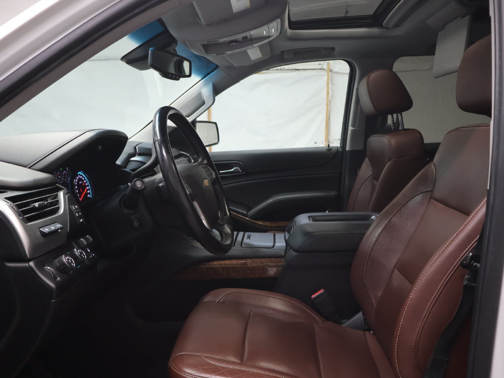 Used 2019 Chevrolet Tahoe Premier w/ Premier Plus Edition AWD/4WD image 19