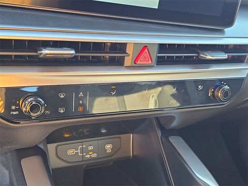 New 2026 Kia Sorento LX image 26