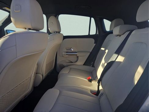 New 2026 Mercedes-Benz GLA 250 image 11