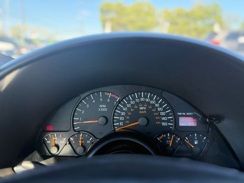 Used 2001 Pontiac Firebird Formula w/ 75th Anniversary Pkg image 20