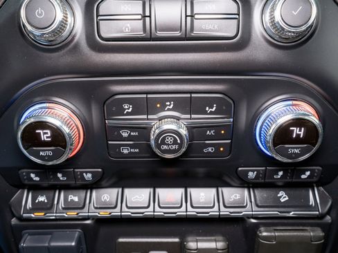 Used 2021 GMC Sierra 1500 AT4 w/ AT4 Value Package image 26