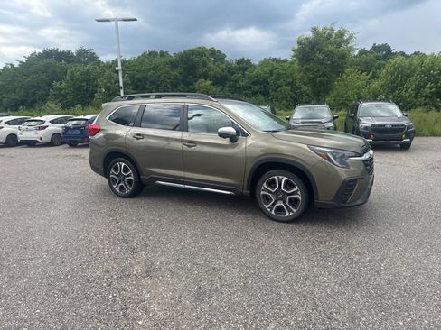 Certified 2023 Subaru Ascent Limited w/ Technology Package AWD/4WD image 5