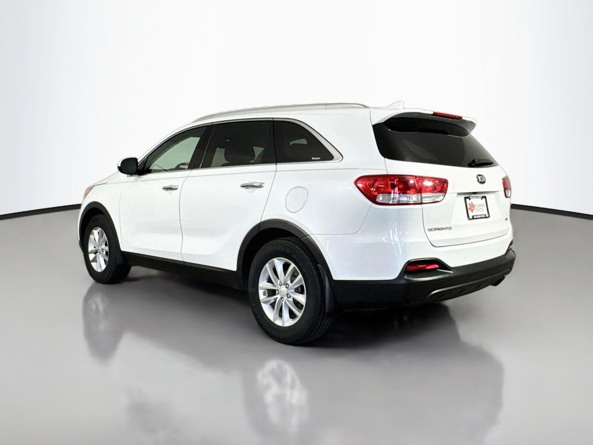 Used 2016 Kia Sorento FWD w/ LX Convenience Package image 5