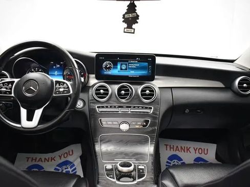 Used 2019 Mercedes-Benz C 300 4MATIC Sedan image 18