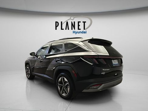 Certified 2025 Hyundai Tucson SEL image 6