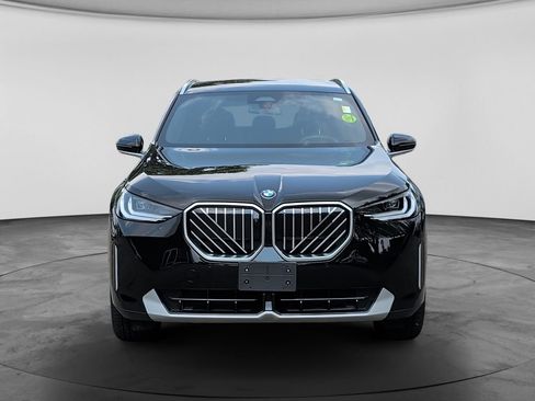 Used 2025 BMW X3 xDrive30i AWD/4WD image 2