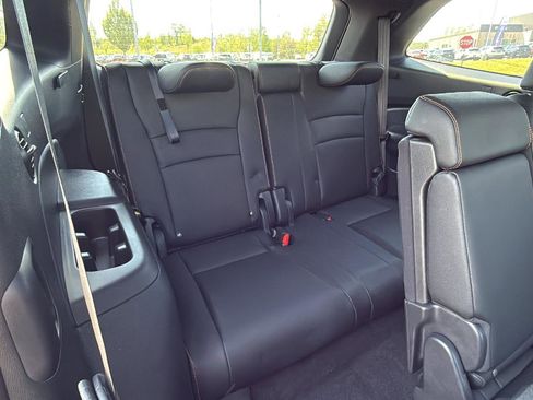 Used 2022 Honda Pilot TrailSport image 20