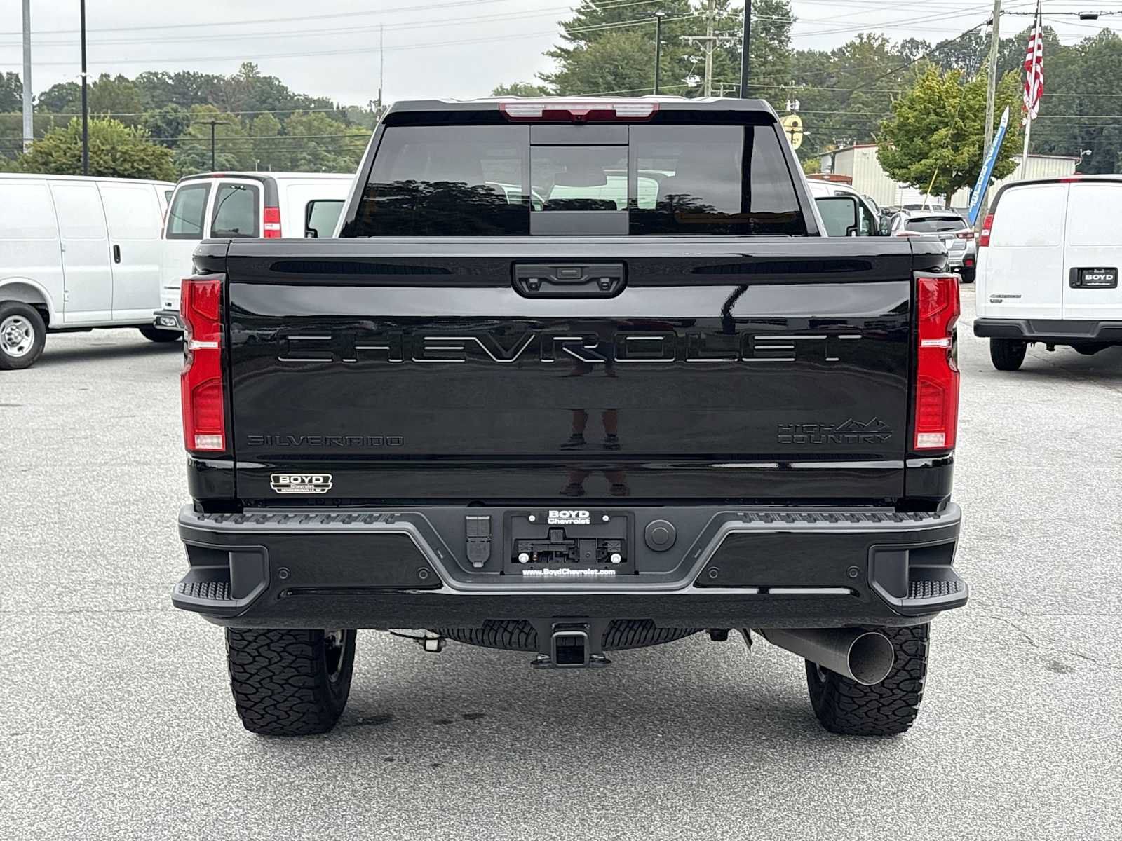 New 2026 Chevrolet Silverado 2500 High Country w/ Midnight Edition AWD/4WD image 7