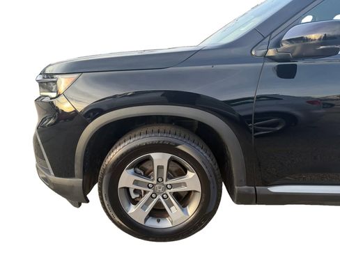 Used 2023 Honda Pilot EX-L image 19