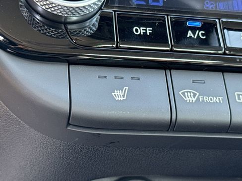 New 2026 Hyundai Elantra Limited image 22