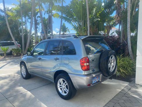 Used 2005 Toyota RAV4 2WD image 6