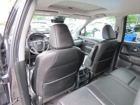Certified 2023 Honda Ridgeline RTL image 15