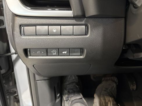 New 2026 Nissan Rogue SV image 17