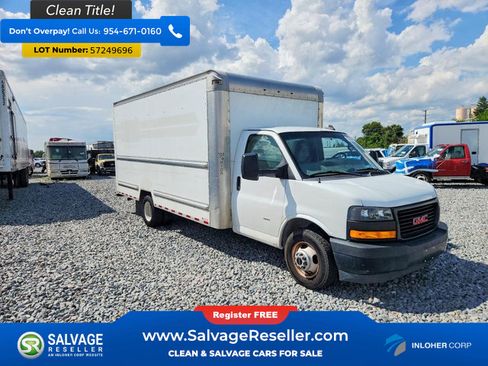 Used 2018 GMC Savana 3500 Extended w/ Driver Convenience Package RWD image 5
