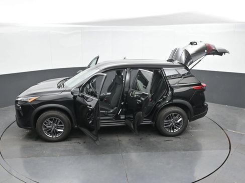 Used 2024 Nissan Rogue S AWD/4WD image 48