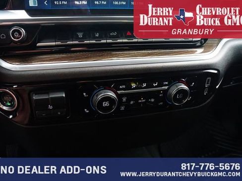 Used 2025 Chevrolet Silverado 2500 LT w/ Convenience Package AWD/4WD image 13