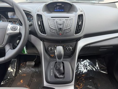 Used 2016 Ford Escape SE FWD image 14