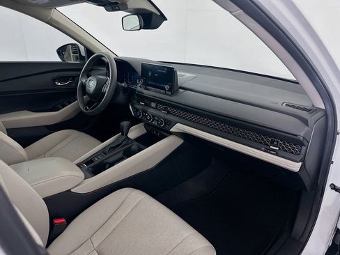 Certified 2024 Honda Accord EX image 29