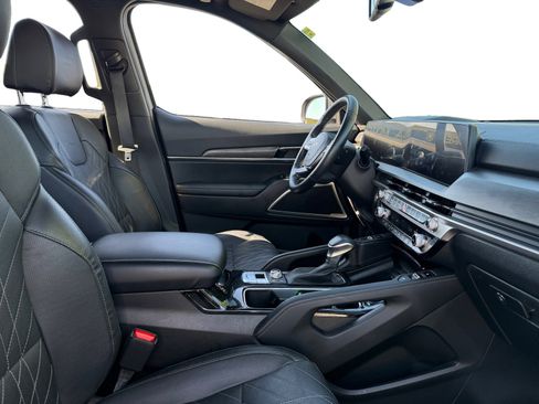 Used 2024 Kia Telluride EX X-Line image 14