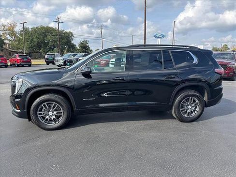 Used 2025 GMC Acadia Elevation image 11