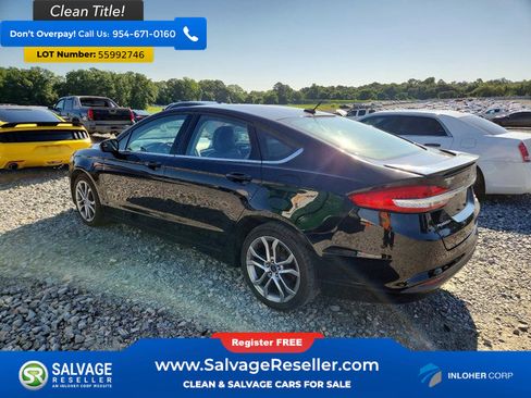 Used 2017 Ford Fusion SE w/ Equipment Group 201A FWD image 3