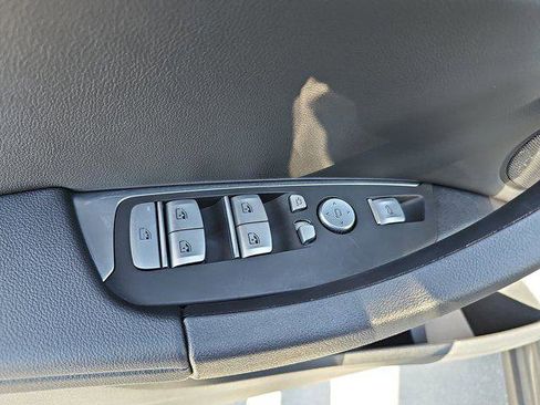 Used 2024 BMW X3 xDrive30i w/ Convenience Package image 30