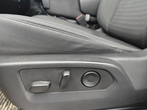 Certified 2023 Chevrolet Silverado 1500 LT image 8