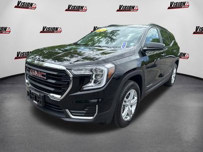 Used 2024 GMC Terrain SLE w/ Driver Convenience Package