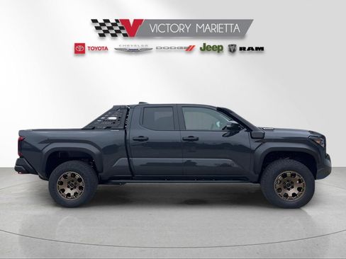 New 2025 Toyota Tacoma Trailhunter image 5