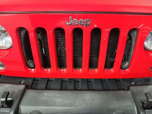 Used 2016 Jeep Wrangler Unlimited Sport w/ Quick Order Package 24S AWD/4WD image 25