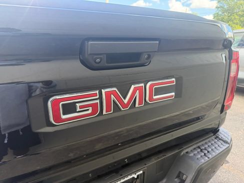 Used 2024 GMC Canyon AT4 w/ Canyon Safety Plus Package AWD/4WD image 22