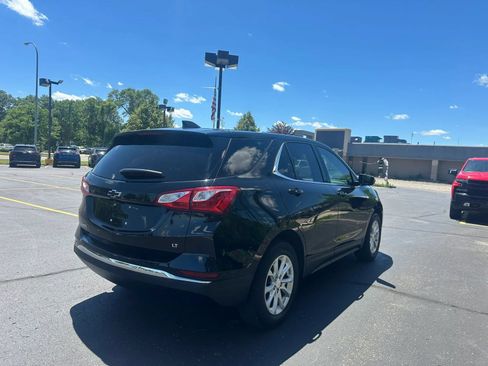 Used 2018 Chevrolet Equinox LT FWD image 4
