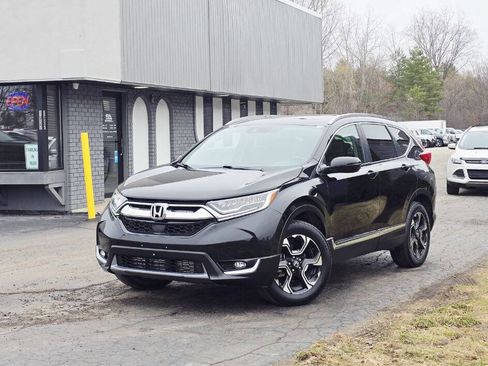 Used 2017 Honda CR-V Touring image 3