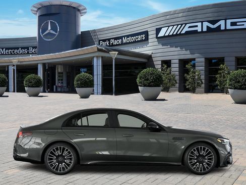 New 2026 Mercedes-Benz E 53 AMG e 4MATIC Sedan image 2