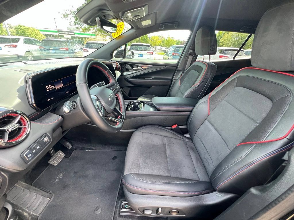 Used 2024 Chevrolet Blazer EV RS AWD/4WD image 19