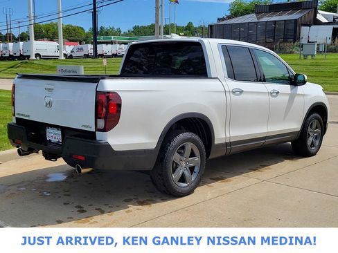 Used 2023 Honda Ridgeline RTL-E image 3