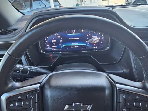 Used 2022 Chevrolet Tahoe Z71 w/ Z71 Off-Road Package image 21