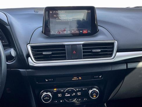 Used 2017 MAZDA MAZDA3 Touring w/ Popular Equipment Package image 6